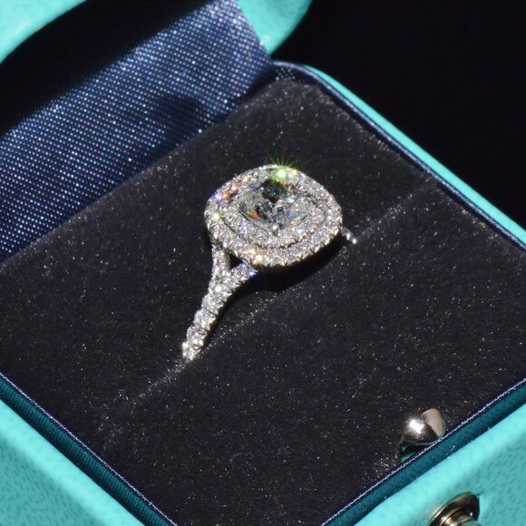 Genuine Tiffany & Co. Natural 1.30Cts Diamond Soleste Platinum Engagement Ring - Picture 4 of 13